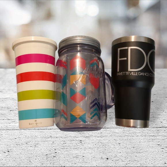 Asst of tumblers 2 plastic and 1 stainless steel - Picture 11 of 15